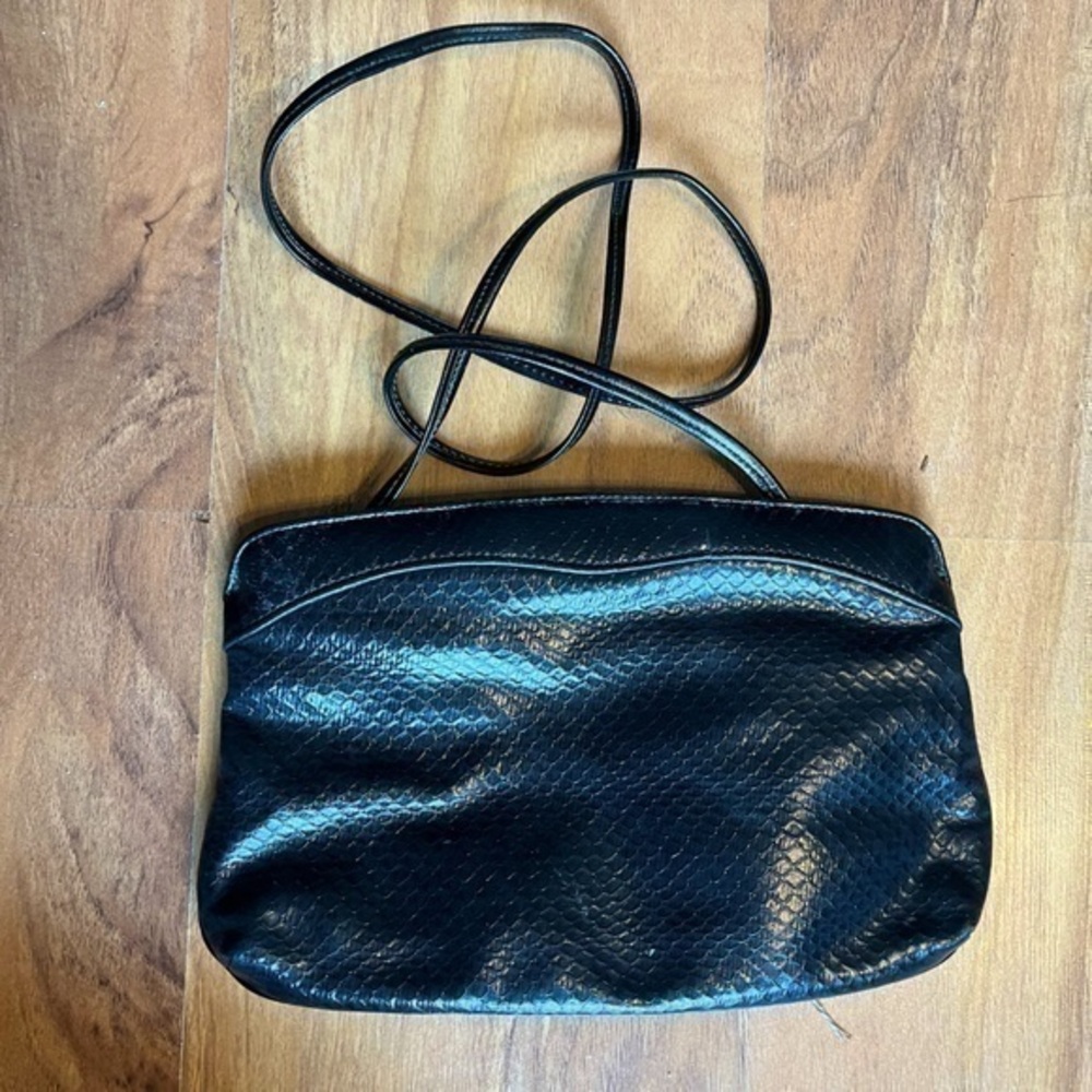 Vintage vegan black leather evening bag in faux crocodile print